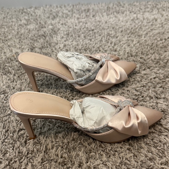 NWT Coutgo Womens Bow Heels Mules Pointed Closed Toe Sandals - Picture 5 of 9